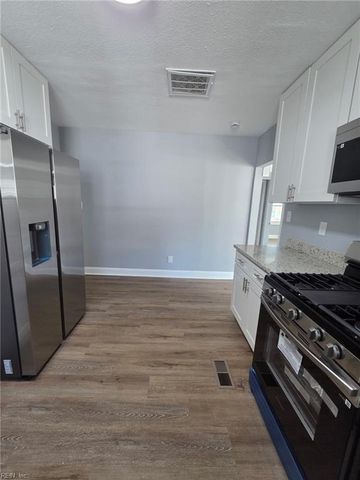 853 32nd ST, Newport News, VA 23607