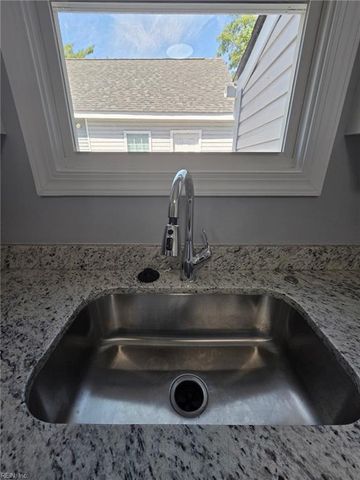 853 32nd ST, Newport News, VA 23607