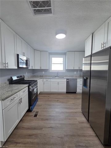 853 32nd ST, Newport News, VA 23607