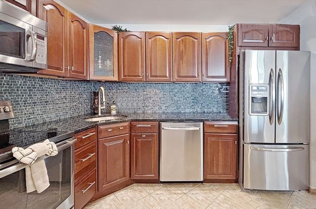 510 Revere Beach Blvd 1205, Revere, MA 02151