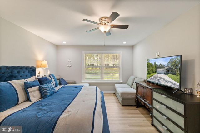 1906 LAKEVIEW PKWY, Locust Grove, VA 22508