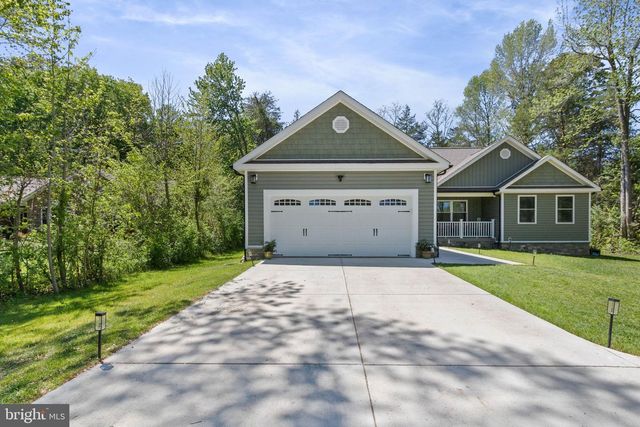 1906 LAKEVIEW PKWY, Locust Grove, VA 22508