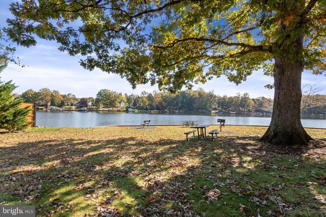 1906 LAKEVIEW PKWY, Locust Grove, VA 22508