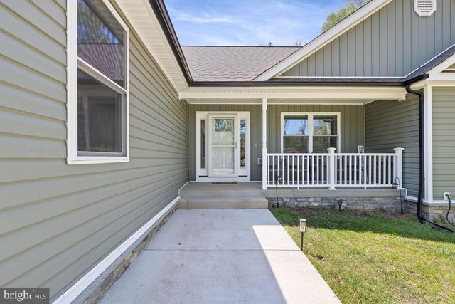 1906 LAKEVIEW PKWY, Locust Grove, VA 22508