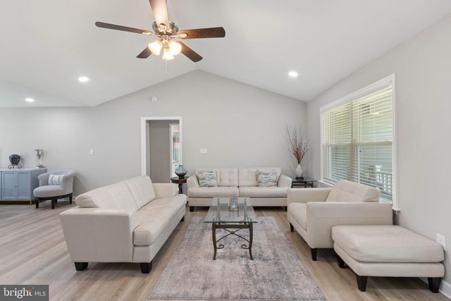 1906 LAKEVIEW PKWY, Locust Grove, VA 22508