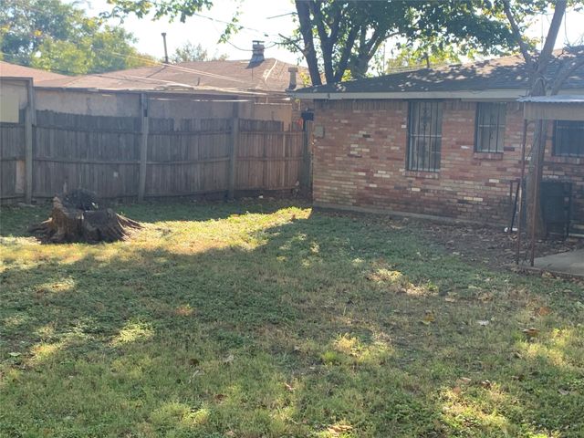 1317 W Bruton Road, Mesquite, TX 75149