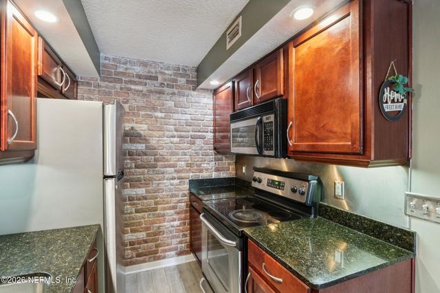 5375 ORTEGA FARMS Boulevard 708, Jacksonville, FL 32210