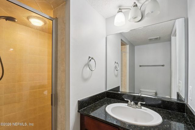 5375 ORTEGA FARMS Boulevard 708, Jacksonville, FL 32210