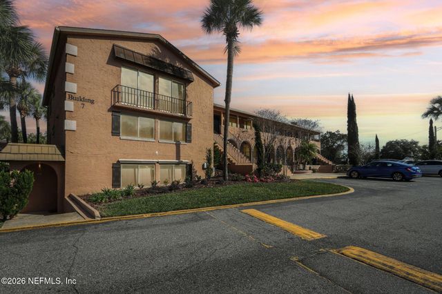 5375 ORTEGA FARMS Boulevard 708, Jacksonville, FL 32210