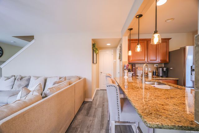 6723 Loma Blanca, San Antonio, TX 78233