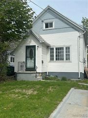 747 South Ogden Street E, Buffalo, NY 14206