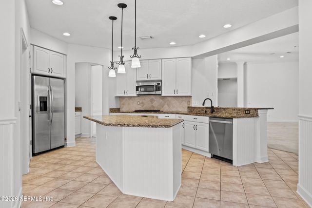 13619 MARSH HARBOR Drive N, Jacksonville, FL 32225