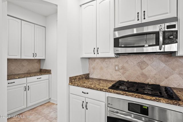 13619 MARSH HARBOR Drive N, Jacksonville, FL 32225