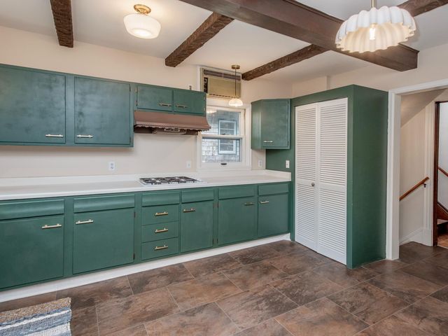 92 Orlin Avenue SE, Minneapolis, MN 55414