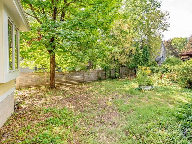 92 Orlin Avenue SE, Minneapolis, MN 55414