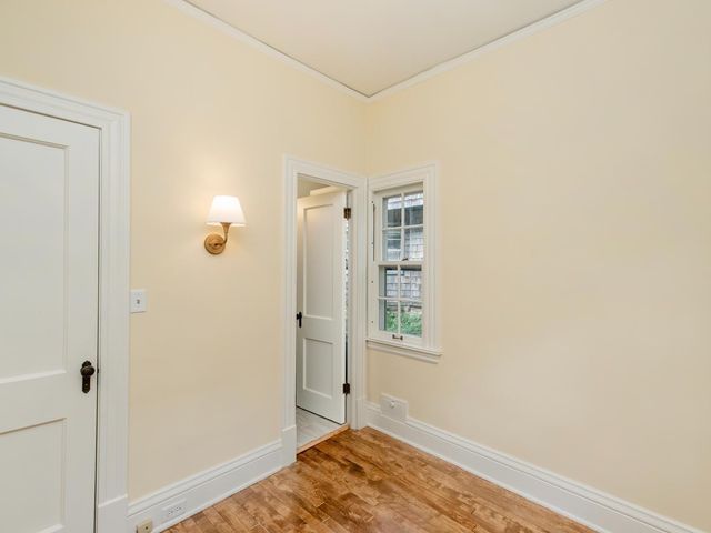92 Orlin Avenue SE, Minneapolis, MN 55414