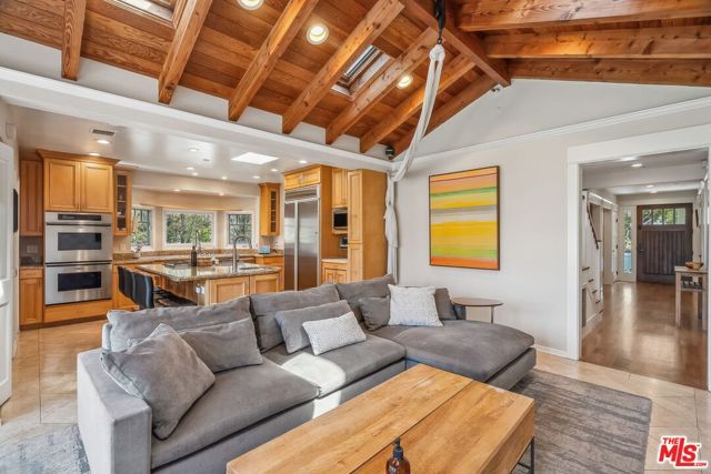 1749 Hill Street, Santa Monica, CA 90405