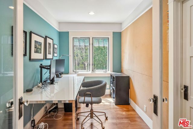 1749 Hill Street, Santa Monica, CA 90405