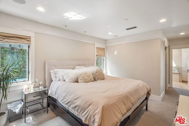 1749 Hill Street, Santa Monica, CA 90405