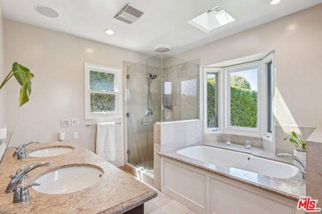 1749 Hill Street, Santa Monica, CA 90405