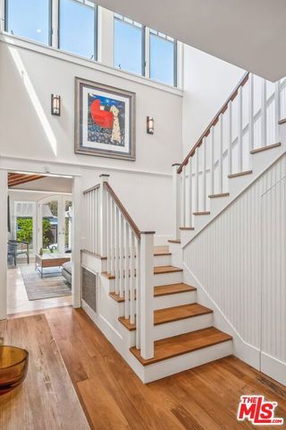 1749 Hill Street, Santa Monica, CA 90405