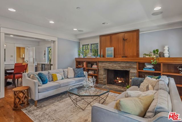 1749 Hill Street, Santa Monica, CA 90405