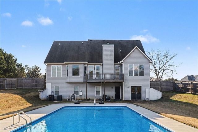 5 Massengale Farms Court, Senoia, GA 30276