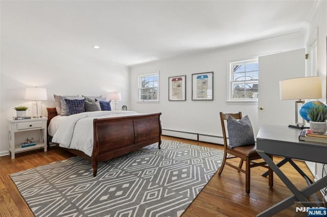 369 W Saddle River Road, Upper Saddle River, NJ 07458