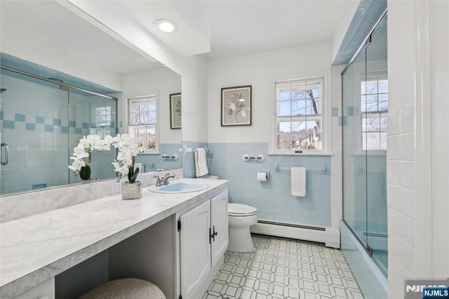 369 W Saddle River Road, Upper Saddle River, NJ 07458