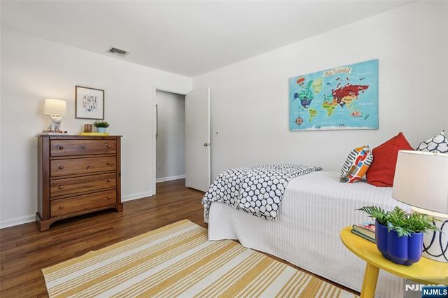 369 W Saddle River Road, Upper Saddle River, NJ 07458