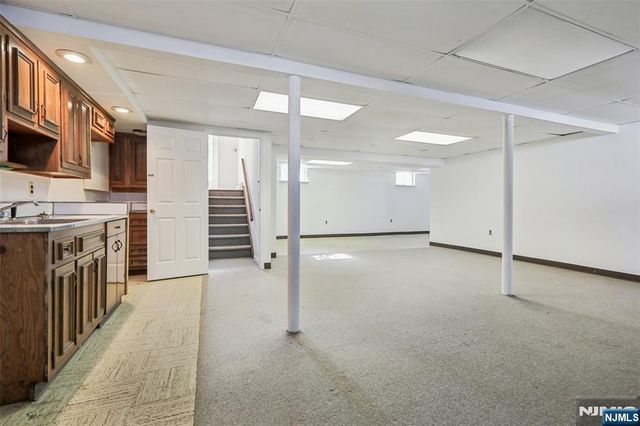 369 W Saddle River Road, Upper Saddle River, NJ 07458