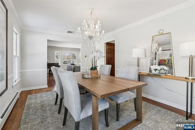 369 W Saddle River Road, Upper Saddle River, NJ 07458