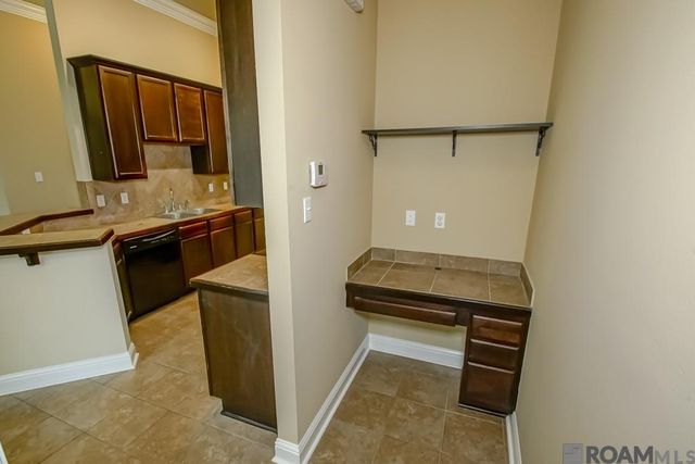 13464 Autumn Run Dr, Walker, LA 70785