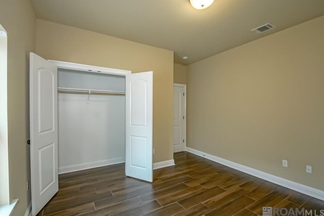 13464 Autumn Run Dr, Walker, LA 70785