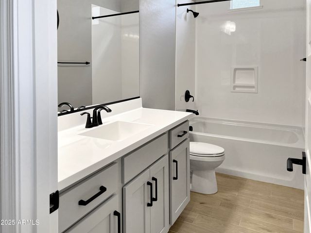 15787 W Mariposa Grande Street, Surprise, AZ 85387