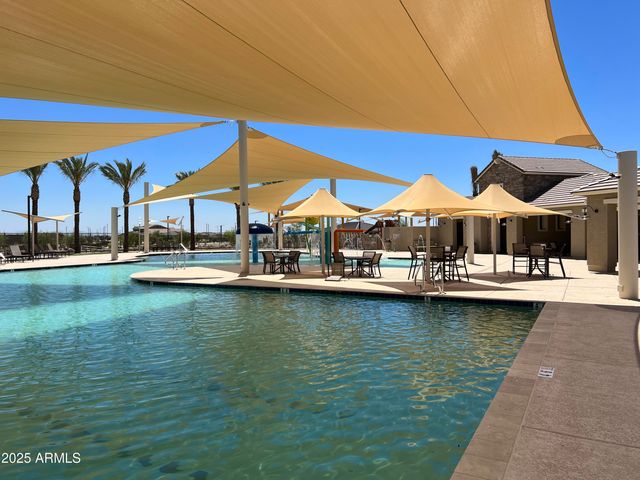 15787 W Mariposa Grande Street, Surprise, AZ 85387