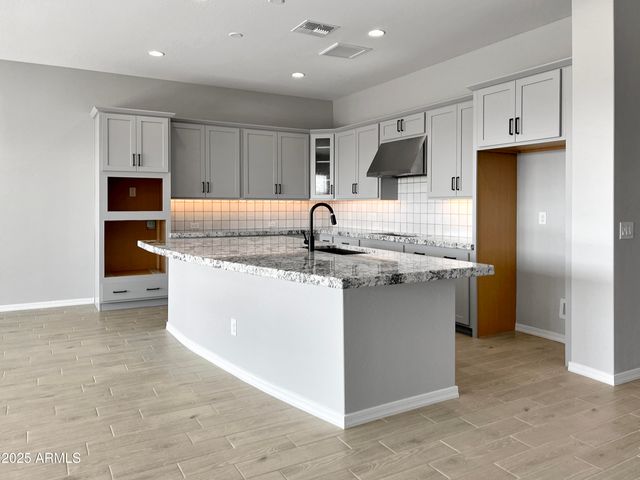 15787 W Mariposa Grande Street, Surprise, AZ 85387