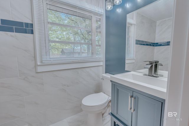 4465 Dauphin Island Parkway, Mobile, AL 36605