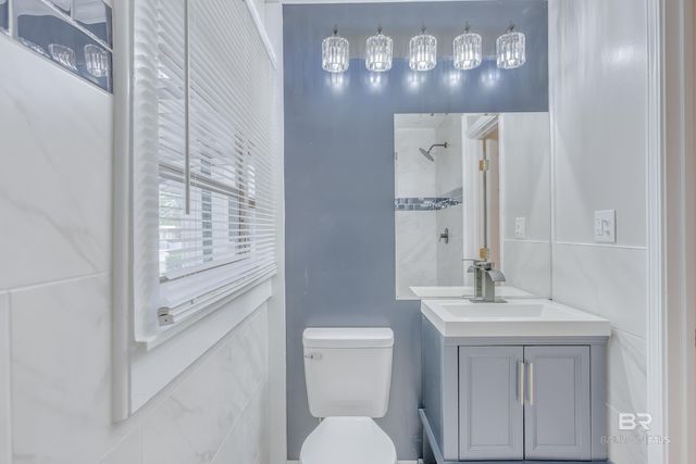 4465 Dauphin Island Parkway, Mobile, AL 36605