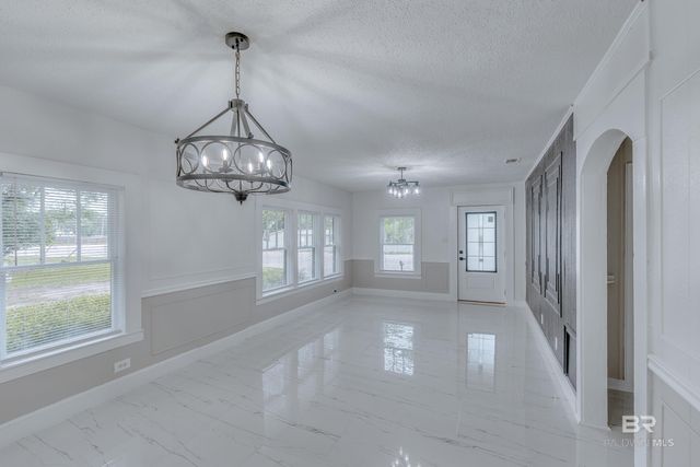 4465 Dauphin Island Parkway, Mobile, AL 36605