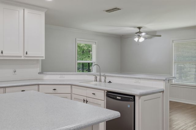 9465 Peninsula Drive, Tyler, TX 75707