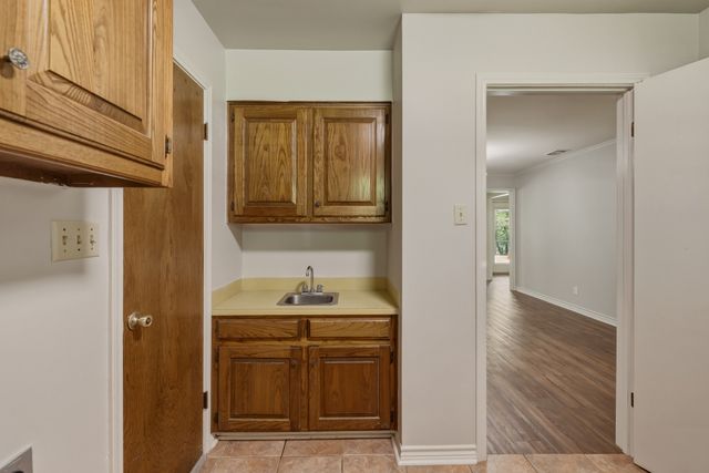 9465 Peninsula Drive, Tyler, TX 75707