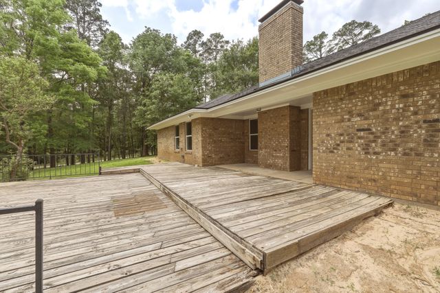 9465 Peninsula Drive, Tyler, TX 75707