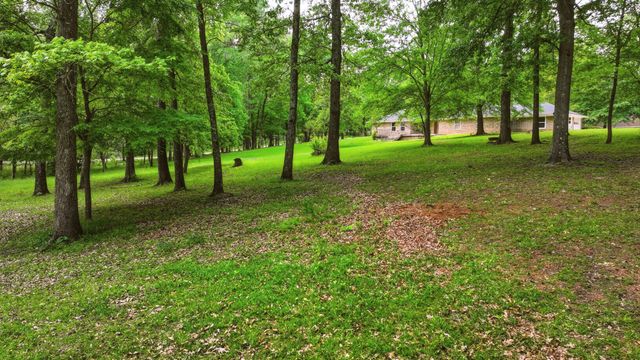 9465 Peninsula Drive, Tyler, TX 75707