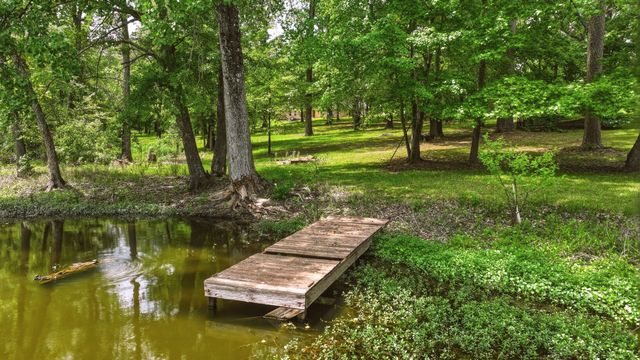 9465 Peninsula Drive, Tyler, TX 75707