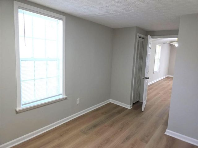 1521 Wynfield Drive, Auburn, GA 30011