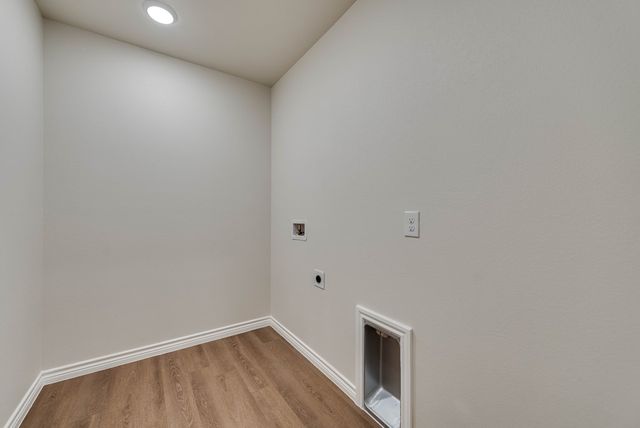 1404 Bajada St, Midland, TX 79705