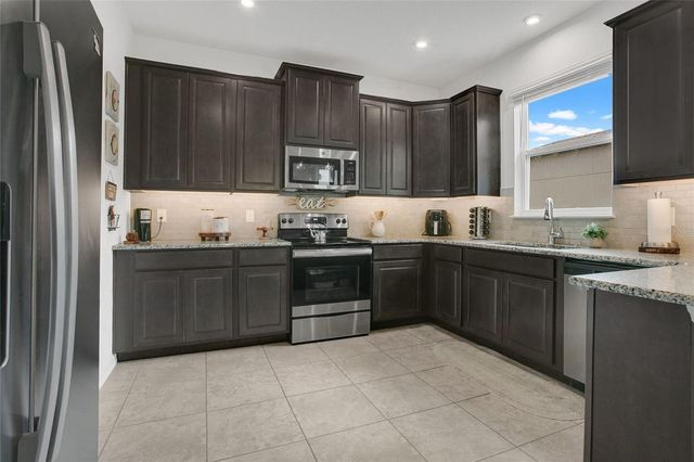 2009 NAPOLI DRIVE, St Cloud, FL 34771