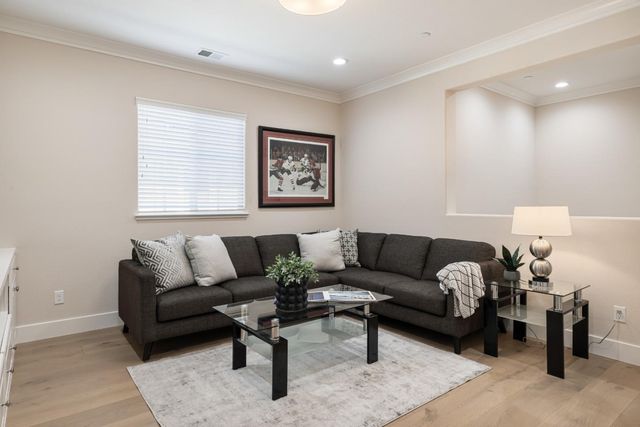 1808 Mulberry Creek, San Jose, CA 95120