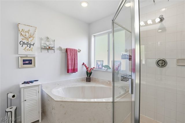 17537 Cherry Ridge LN, Fort Myers, FL 33967